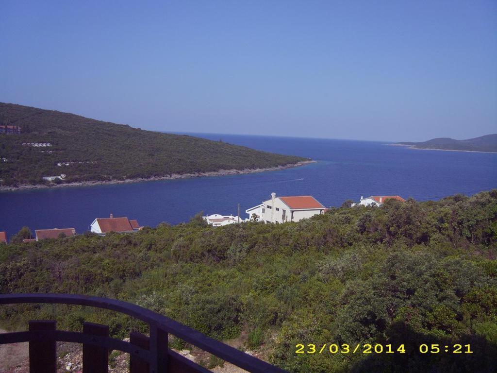 Apartmani Vukovic Tivat Exterior foto